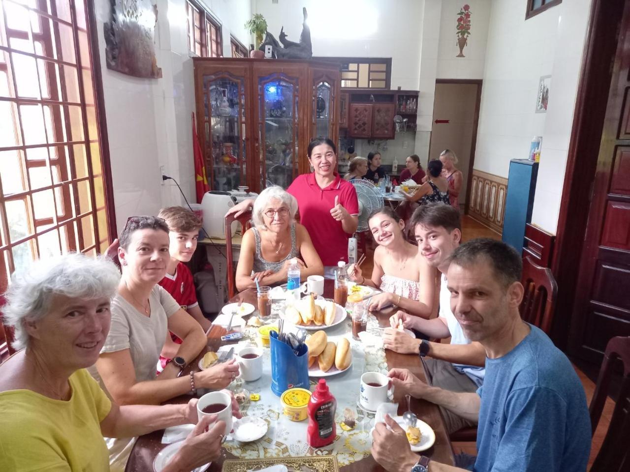 Hoa Phuong Guesthouse ドンハ エクステリア 写真