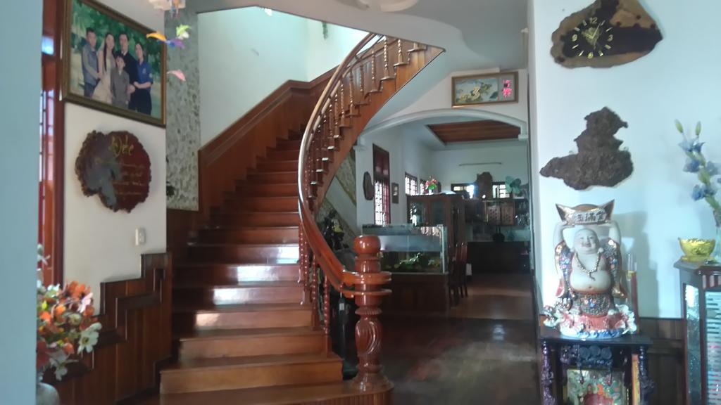 Hoa Phuong Guesthouse ドンハ エクステリア 写真