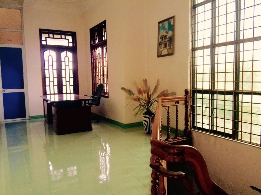 Hoa Phuong Guesthouse ドンハ エクステリア 写真
