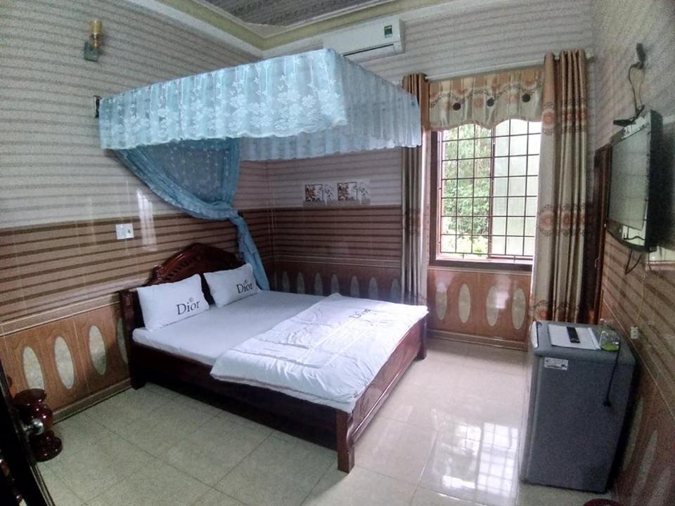Hoa Phuong Guesthouse ドンハ エクステリア 写真